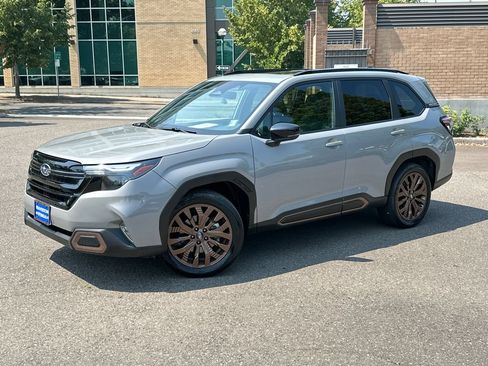 Used 2025 Subaru Forester Sport AWD/4WD image 1