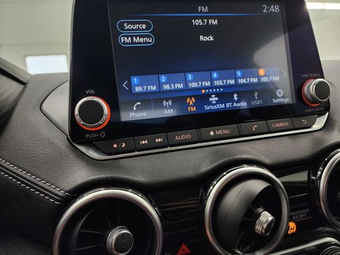 Used 2023 Nissan Sentra SV image 11