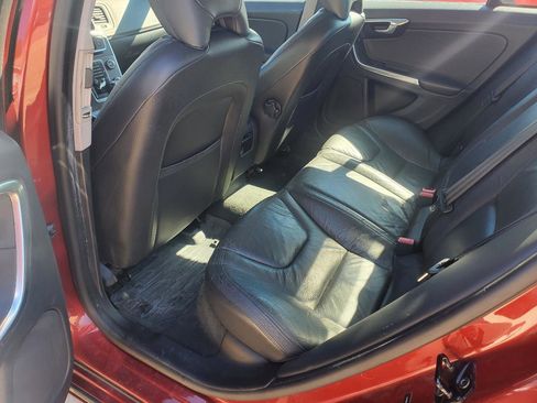 Used 2012 Volvo S60 T5 image 11