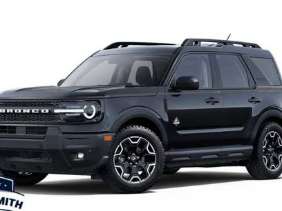 New 2025 Ford Bronco Sport Outer Banks w/ Topo Graphic Package