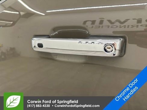 New 2026 Ford F250 Lariat w/ Chrome Package image 28