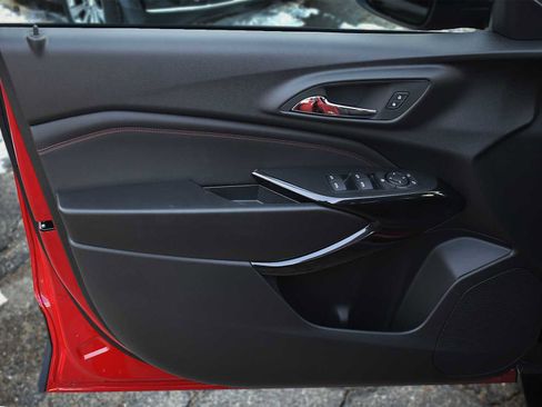 New 2026 Chevrolet Trax RS w/ Driver Confidence Package image 24