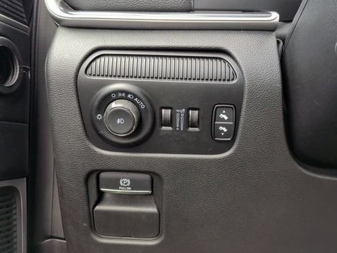 Used 2024 Jeep Wagoneer L 4WD image 22