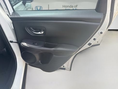 Used 2024 Honda HR-V LX image 29