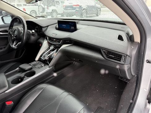 Used 2022 Acura TLX image 30