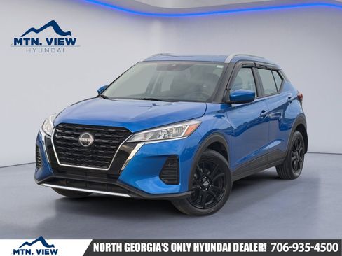 Used 2024 Nissan Kicks SV FWD image 1