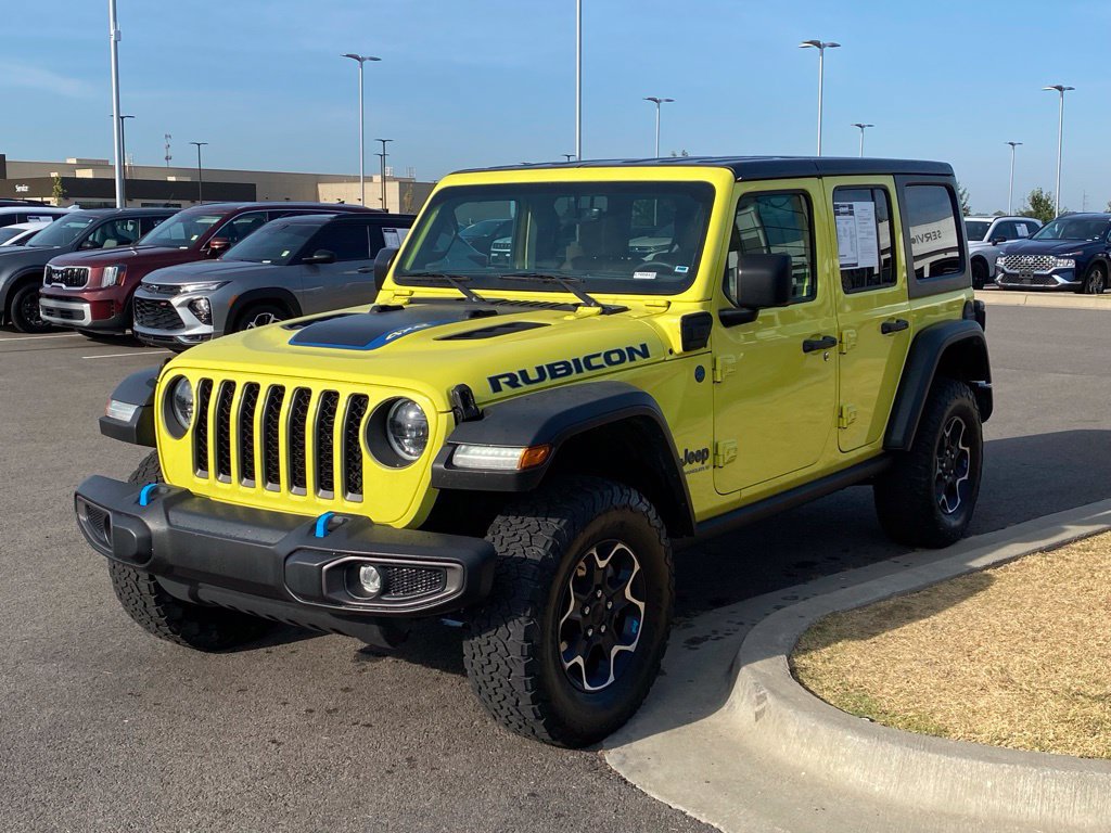 Used 2023 Jeep Wrangler Unlimited Rubicon 4xe AWD/4WD image 3