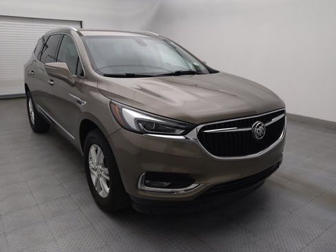 Used 2020 Buick Enclave Essence w/ Sound and Sites Package FWD image 13