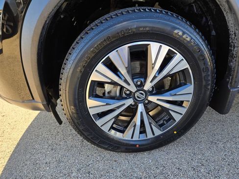 Used 2021 Nissan Rogue SV image 42