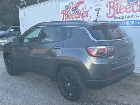 Used 2020 Jeep Compass Latitude w/ Popular Equipment Group image 8