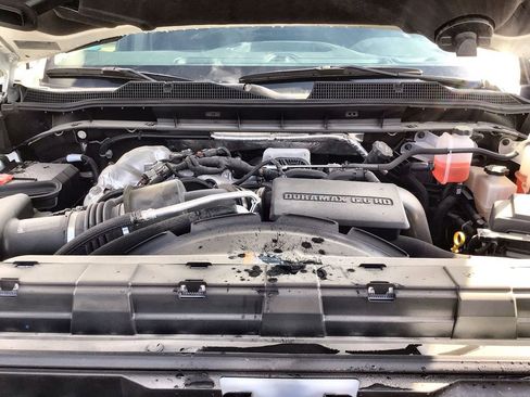 Used 2025 Chevrolet Silverado 2500 Custom w/ Custom Value Package image 31