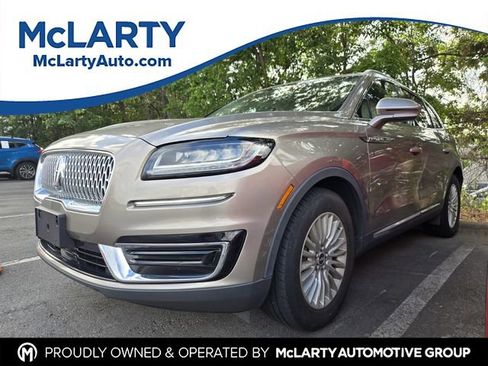 Used 2019 Lincoln Nautilus FWD image 1