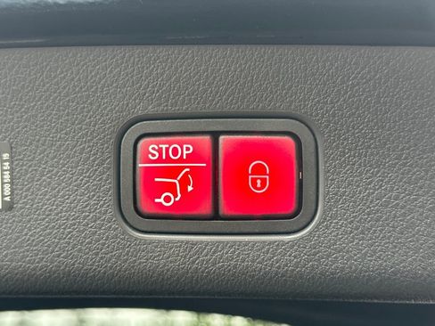 Certified 2023 Mercedes-Benz GLC 300 GLC 300 image 30