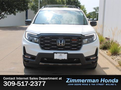 Certified 2023 Honda Passport TrailSport image 4