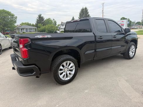 Used 2021 Chevrolet Silverado 1500 Custom AWD/4WD image 9