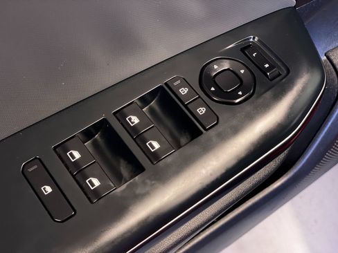 Certified 2025 Kia K4 FWD image 18