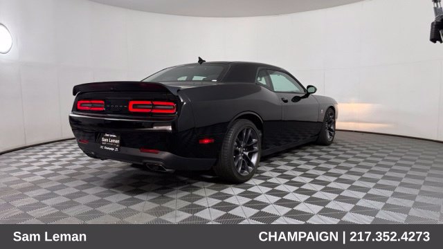 Used 2023 Dodge Challenger R/T Scat Pack RWD image 3