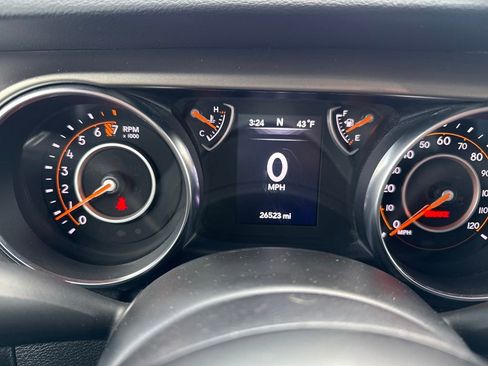 Used 2021 Jeep Wrangler Sport image 25