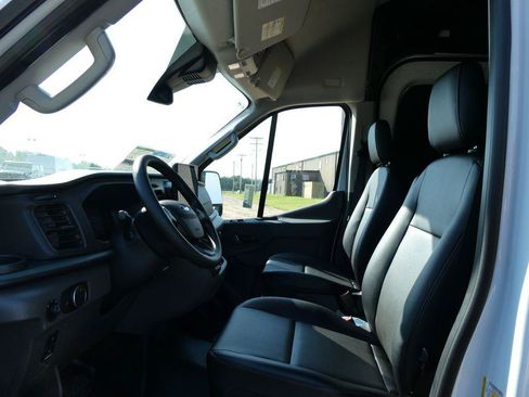 New 2026 Ford Transit 250 148 High Roof Extended w/ Load Area Protection Package RWD image 16