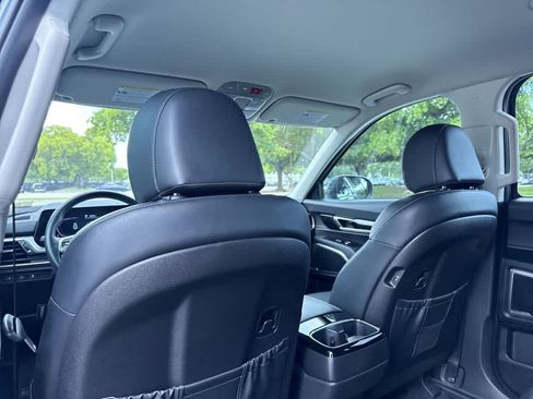 Certified 2024 Kia Telluride S FWD image 23