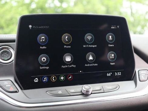 Used 2025 Chevrolet Blazer LT FWD image 10