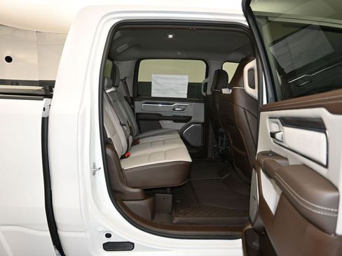 New 2026 RAM 1500 Laramie AWD/4WD image 26