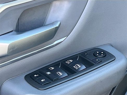 Used 2021 RAM 1500 Big Horn image 17