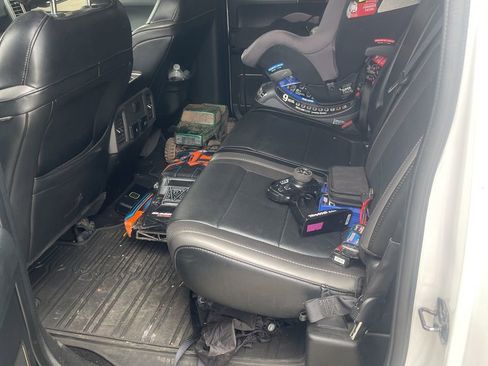 Used 2019 Ford F150 Raptor w/ Equipment Group 802A Luxury image 12