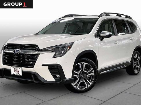 Used 2023 Subaru Ascent Limited w/ Technology Package AWD/4WD image 1