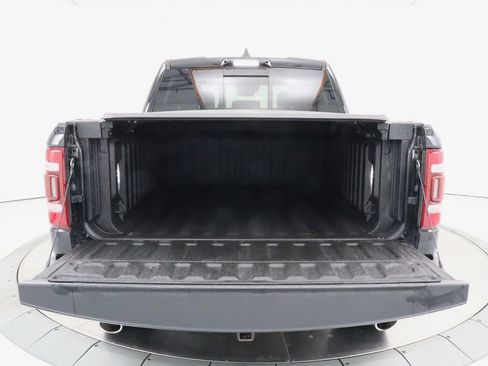 Used 2023 RAM 1500 Limited AWD/4WD image 9