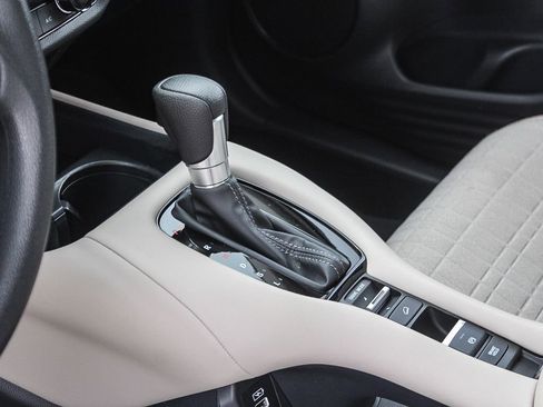 Used 2023 Honda HR-V LX image 20