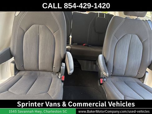 Used 2024 Chrysler Voyager LX FWD image 28