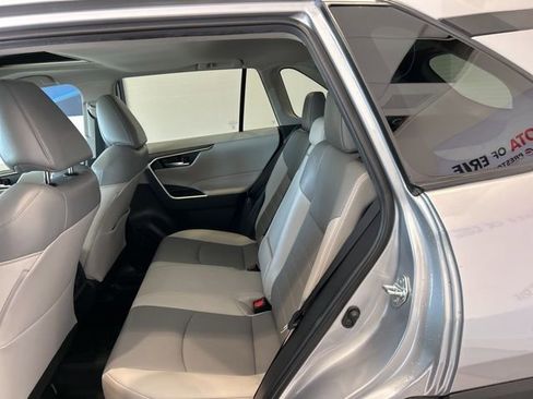 Used 2022 Toyota RAV4 XLE Premium AWD/4WD image 16