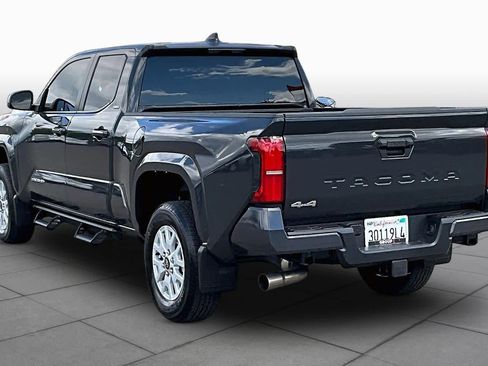 Used 2026 Toyota Tacoma SR5 AWD/4WD image 11
