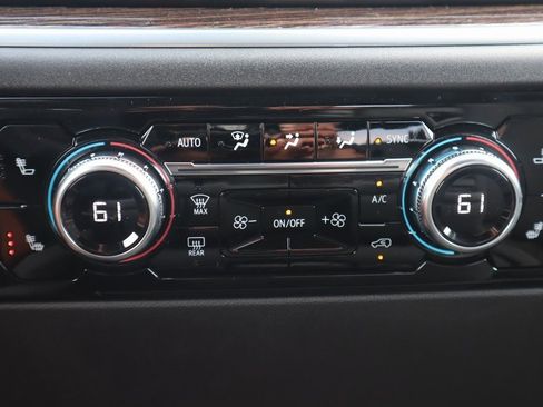 New 2026 GMC Sierra 1500 Elevation image 7