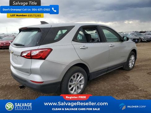 Used 2021 Chevrolet Equinox LS AWD/4WD image 4