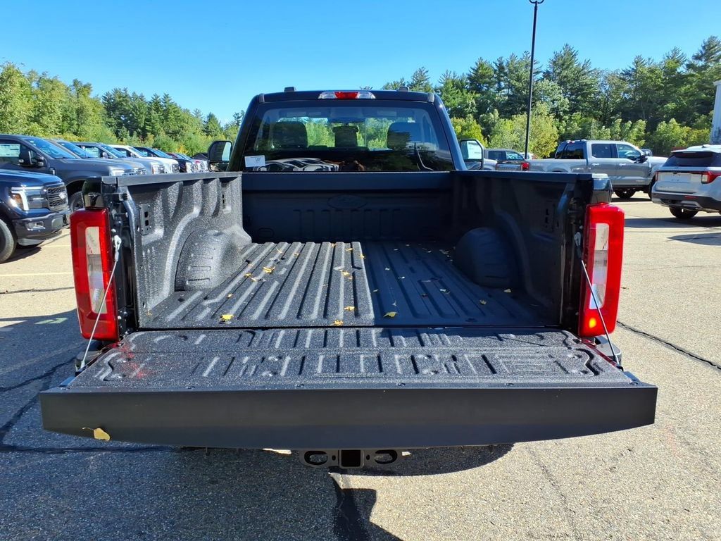 New 2027 Ford F250 XL w/ STX Appearance Package AWD/4WD image 8