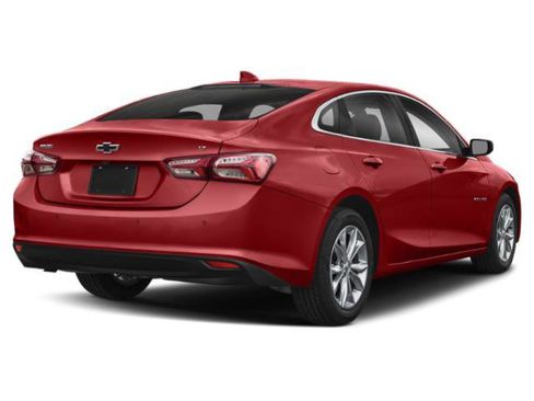 Used 2022 Chevrolet Malibu LT image 2