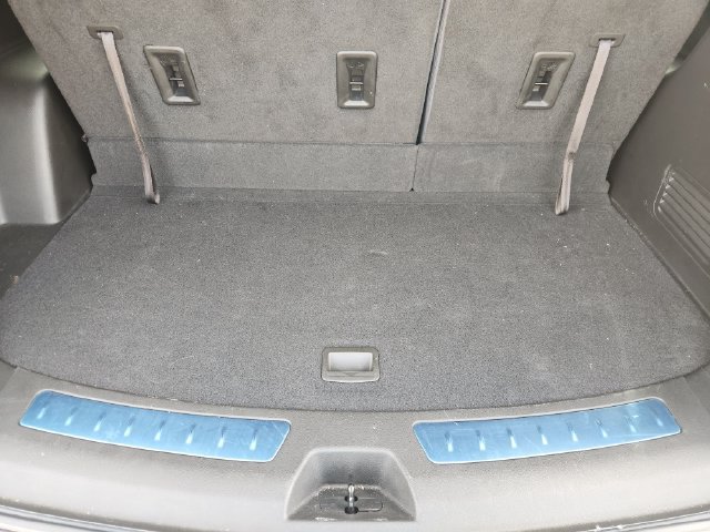 Used 2022 Buick Enclave Essence w/ Experience Buick Package FWD image 32