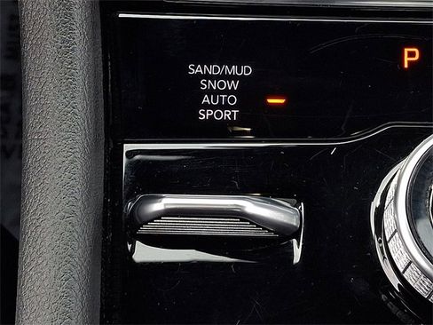 Used 2024 Jeep Grand Cherokee L Limited w/ Luxury Tech Group II image 25