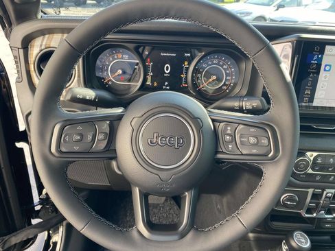 New 2026 Jeep Gladiator Sport AWD/4WD image 19