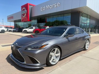 Used 2019 Lexus ES 300h w/ Premium Package