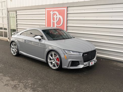 Used 2018 Audi TT RS image 40