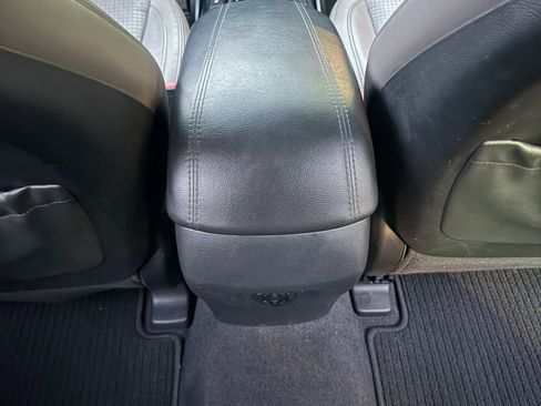 Used 2014 Hyundai Santa Fe Sport 2.0T w/ Navigation Package 06 AWD/4WD image 22
