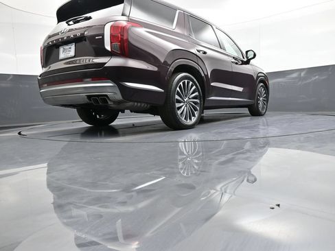 Certified 2024 Hyundai Palisade Calligraphy AWD/4WD image 34