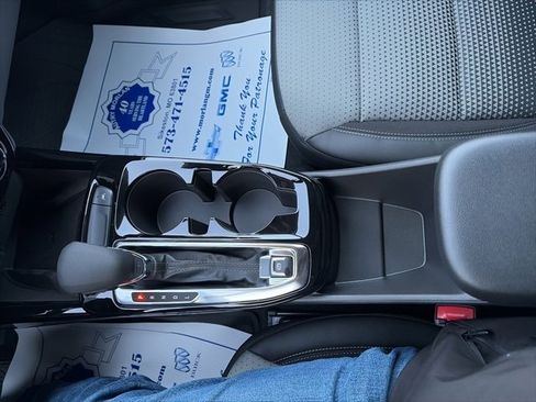 New 2026 Chevrolet Trax LT w/ Sunroof Package image 24