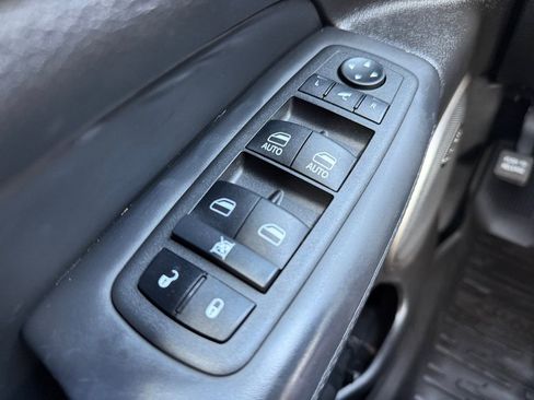 Used 2021 Jeep Grand Cherokee High Altitude AWD/4WD image 27