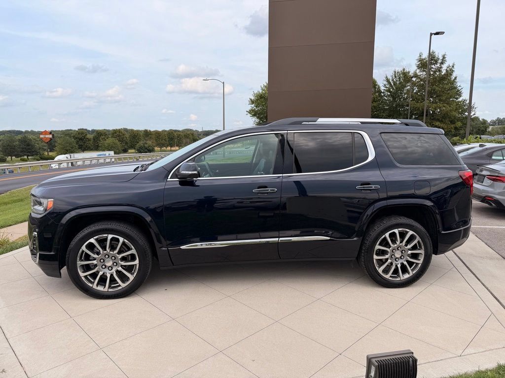 Used 2021 GMC Acadia Denali w/ Denali Technology Package FWD image 6