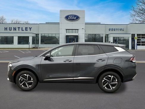 Used 2023 Kia Sportage LX image 7