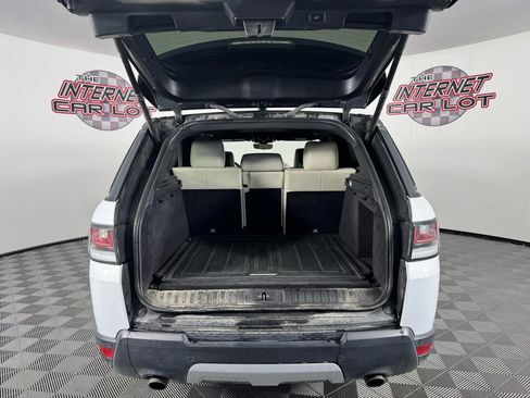 Used 2017 Land Rover Range Rover Sport HSE image 29
